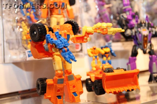 Toy Fair 2014 Transformers Generations Showroom Jetfire Sky Byte Windblade Roadbuster Image  (34 of 39)